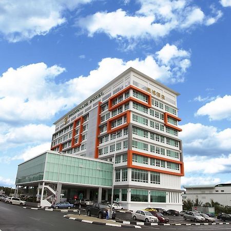 Promenade Hotel Bintulu Kültér fotó