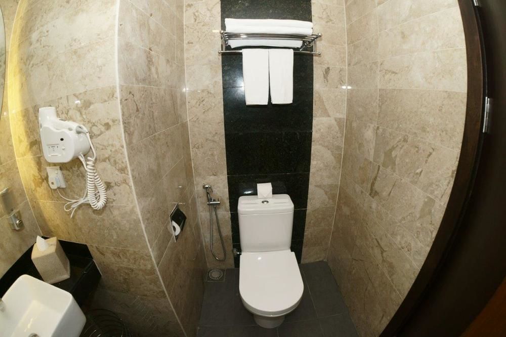 Promenade Hotel Bintulu Kültér fotó