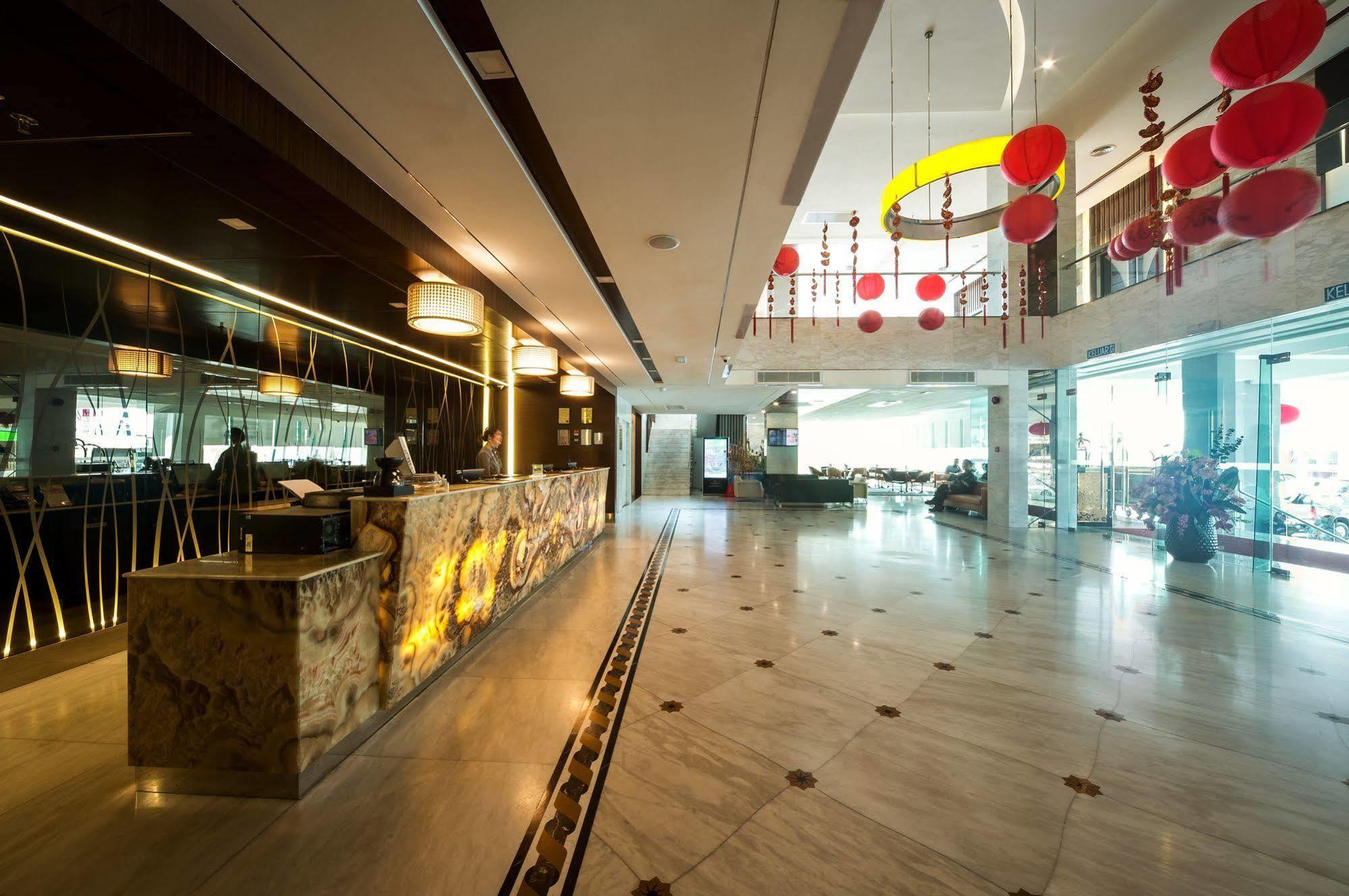 Promenade Hotel Bintulu Kültér fotó