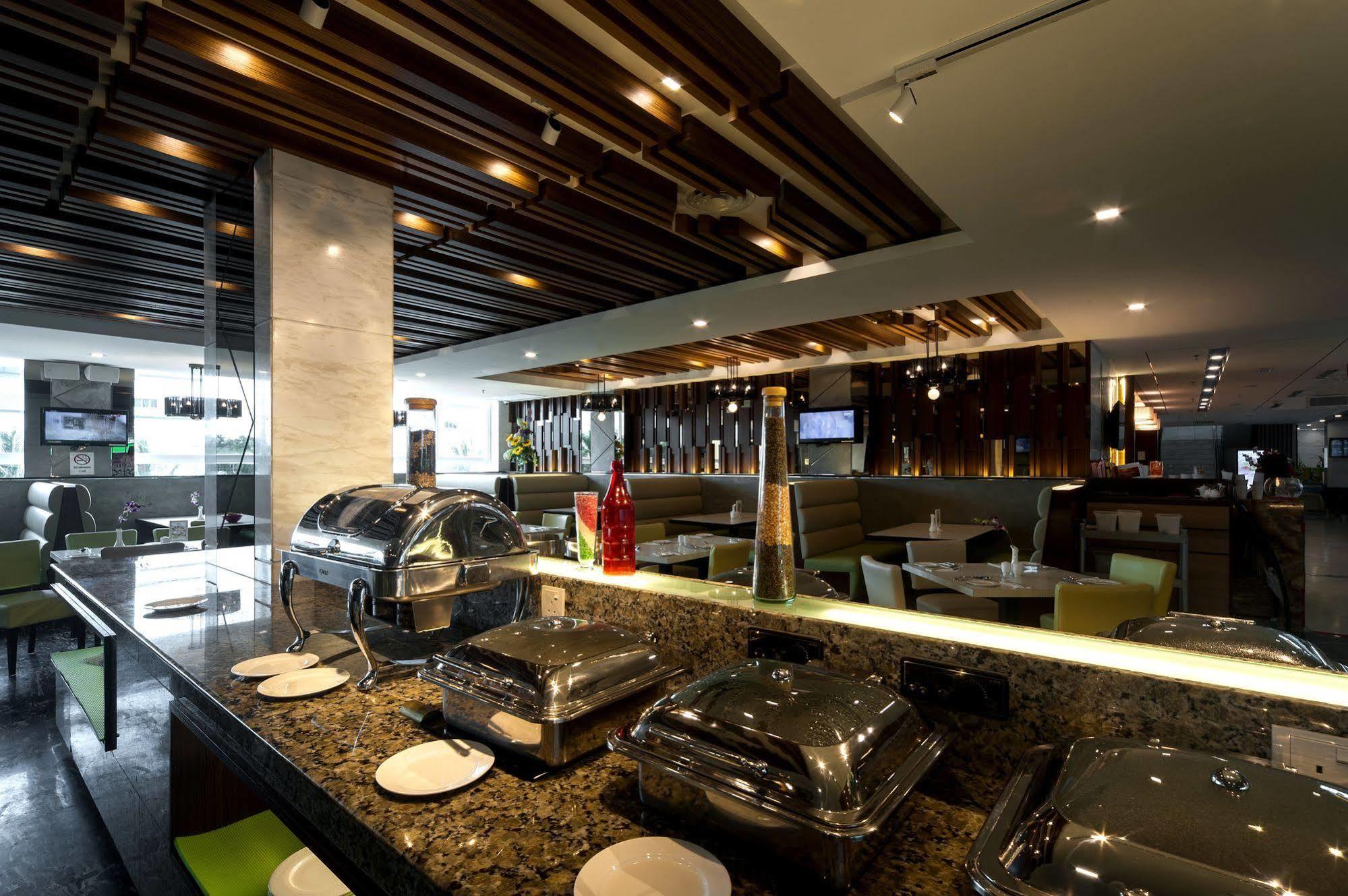 Promenade Hotel Bintulu Kültér fotó
