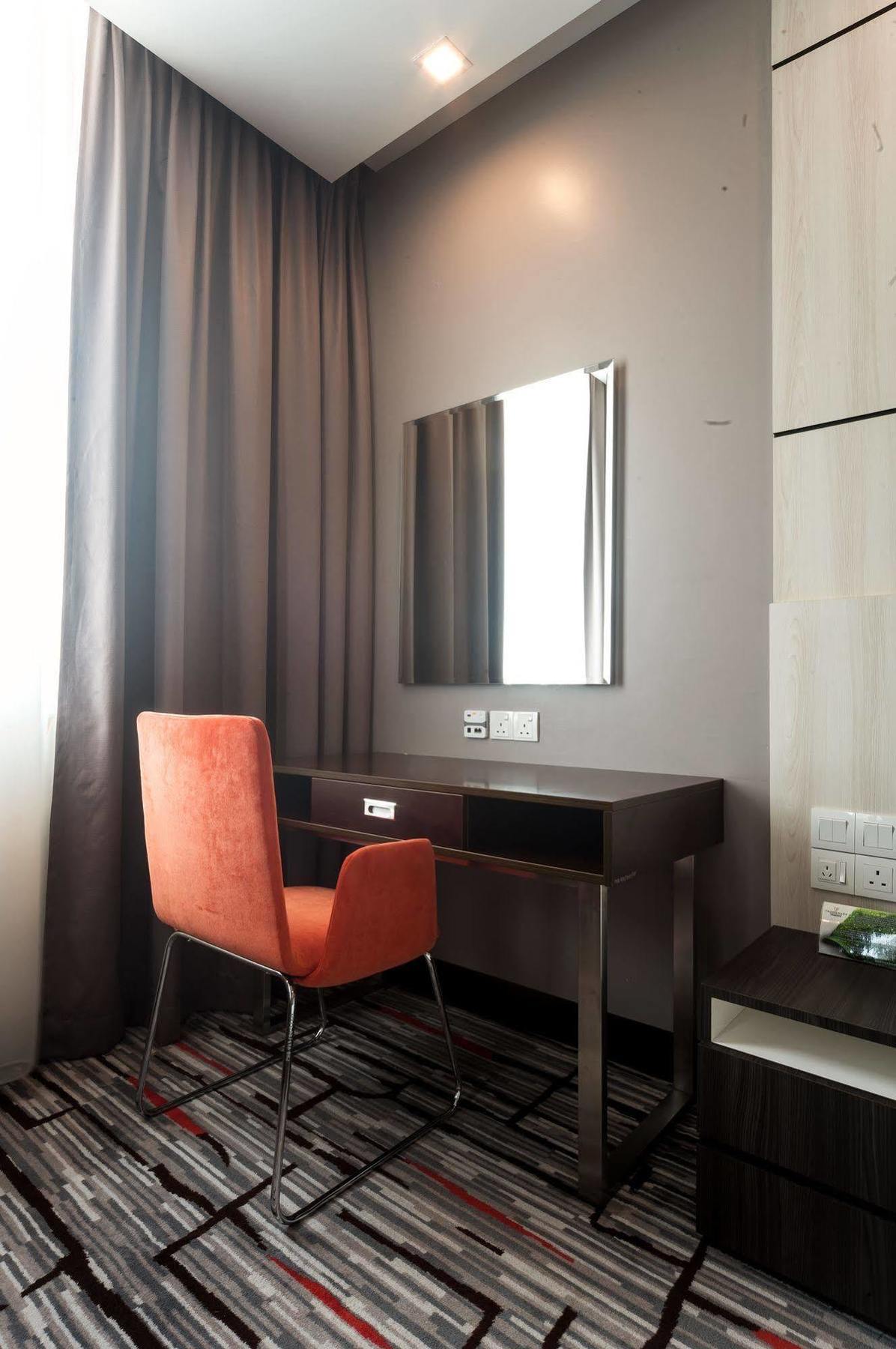 Promenade Hotel Bintulu Kültér fotó